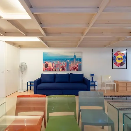 I-host - Ausonio 16 * Milan