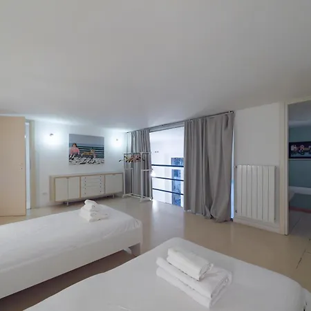 Apartmán I-host - Ausonio 16 *