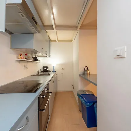 I-host - Ausonio 16 Apartmán